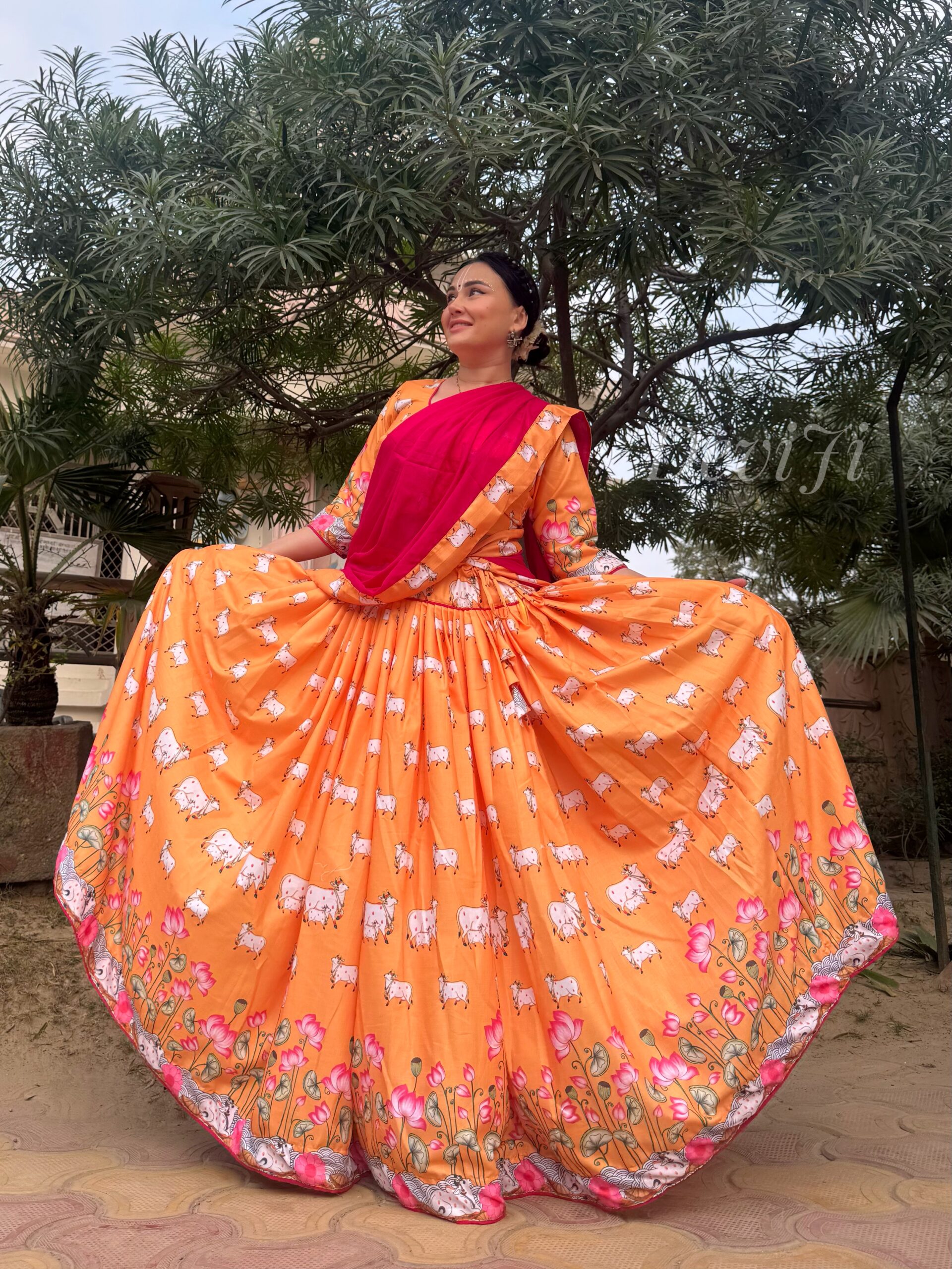 Cow lotus gopi dress Orange 